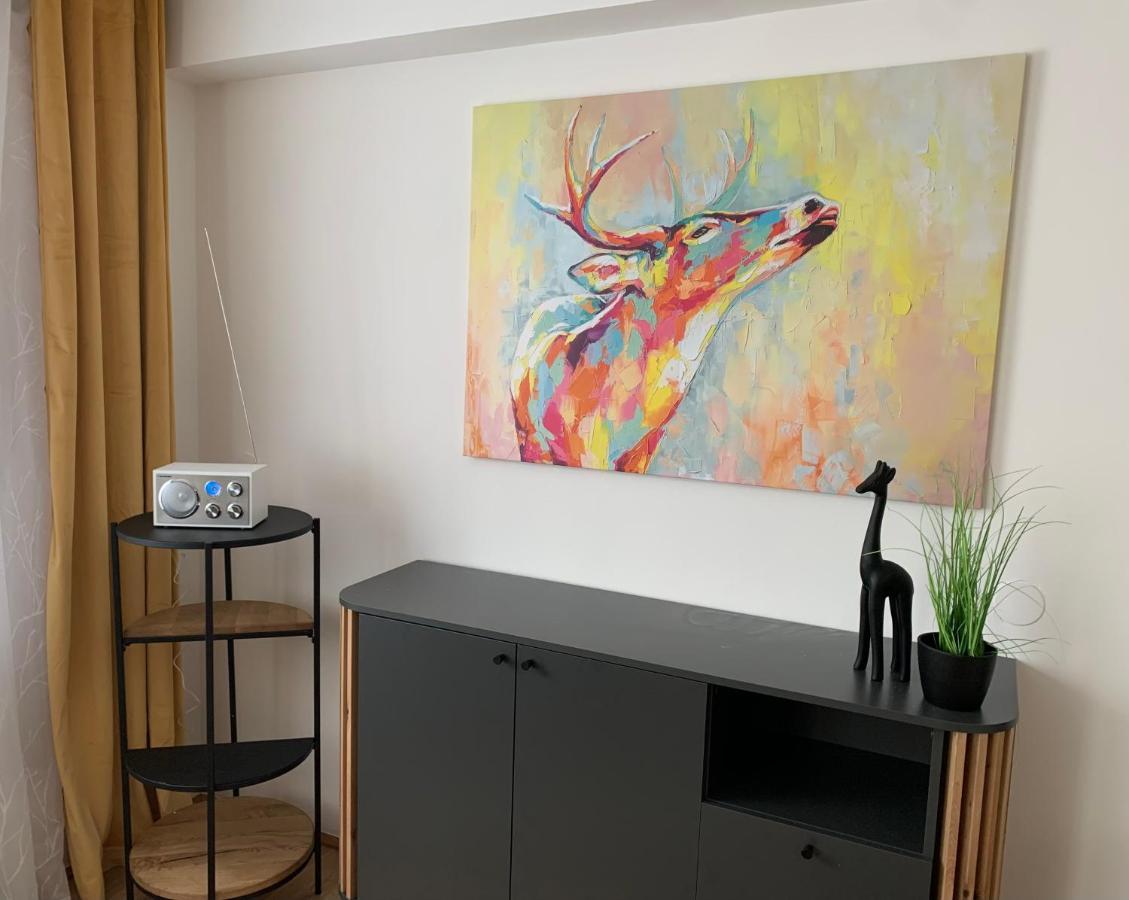 Air-Conditioned, Quiet Apartment With A Terrace In Center Of St Poelten - Smart Tv Sankt Poelten Eksteriør billede